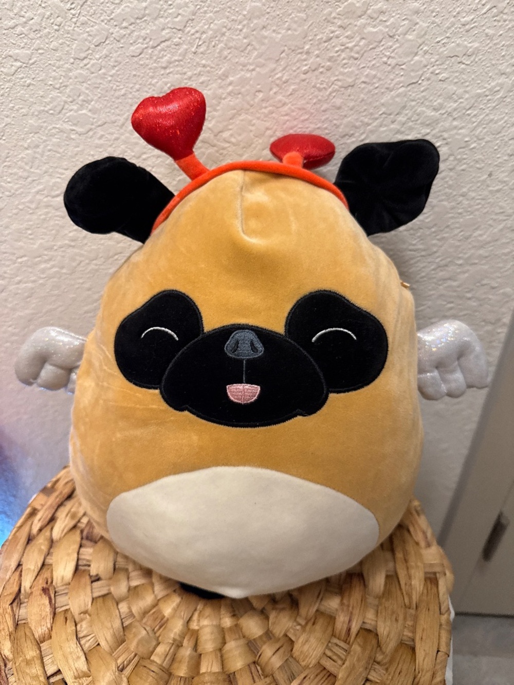 NWOT Squishmallows Pam the Pug Valentine’s Day 8" Plush Angel Wings Hearts
